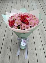Букет цветов из:  Альстромерии #REPLACE_PRED# Кабардинка