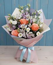 Букет цветов из:  Лизиантусы, Розы, Альстромерии и Гипсофила #REPLACE_PRED# Кабардинка