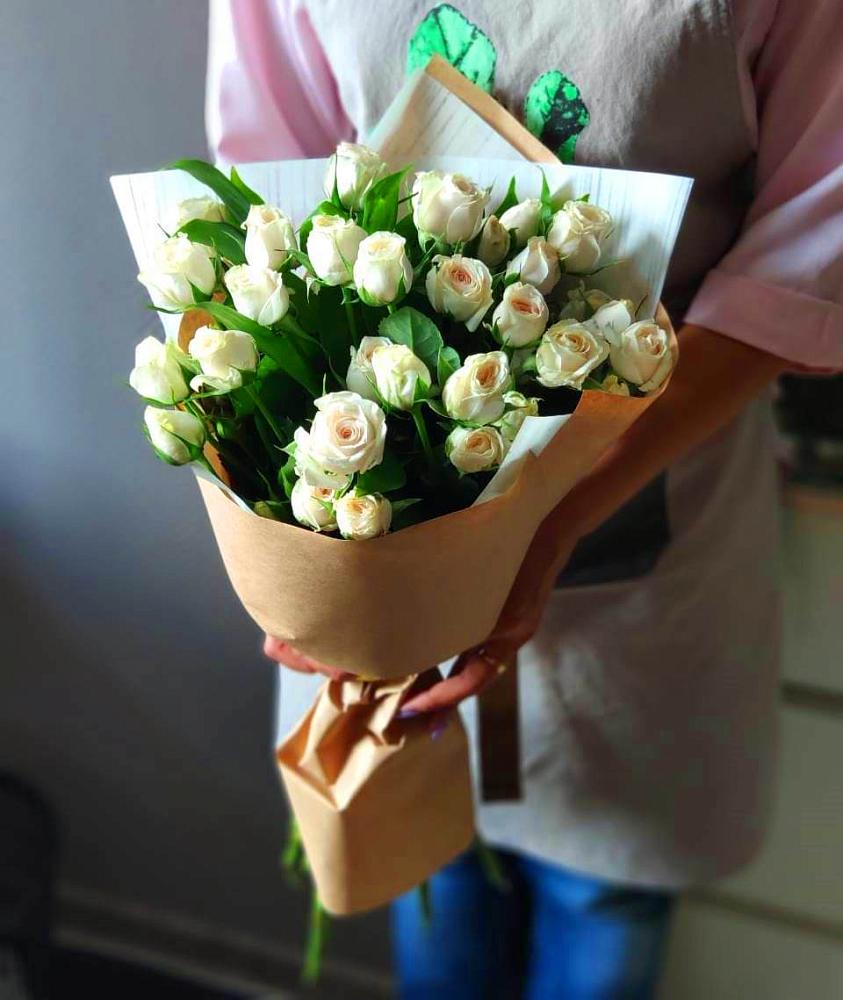 Букет цветов из: Розы в Кабардинка