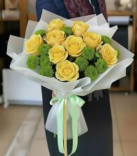 Букет цветов из:  Хризантемы и Розы в Кабардинка