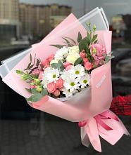 Букет цветов из:  Розы, Лизиантусы и Хризантемы в Кабардинка