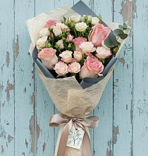 Букет цветов из:  Розы в Кабардинка