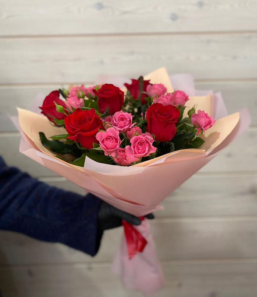Букет цветов из: Розы в Кабардинка